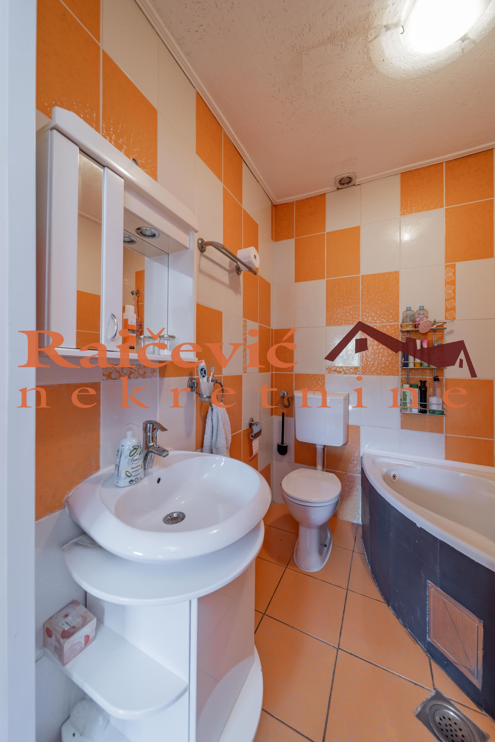 Kuća Prodaja Beograd Resnik 260 m2