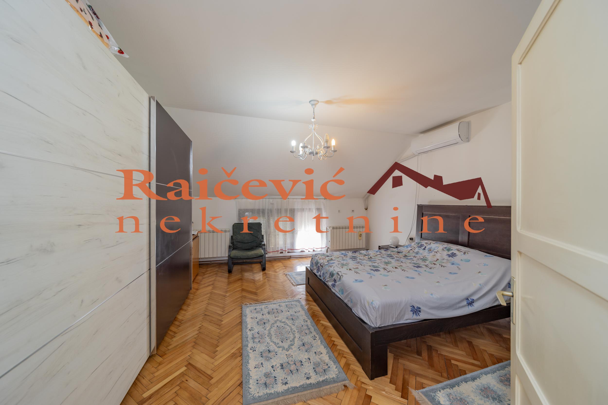 152457 Kuća na prodaju, Starcevo, 484m², 299.000 €