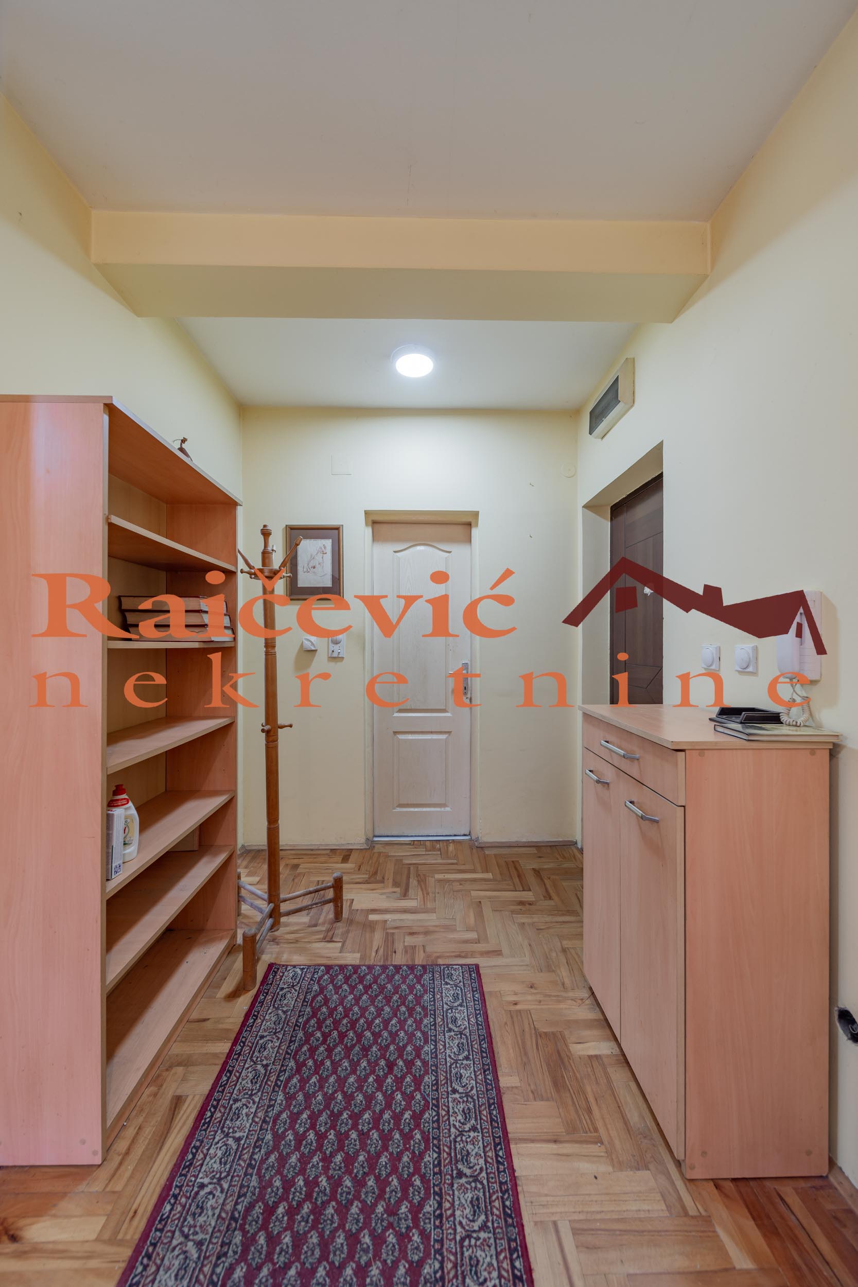 Stan Prodaja Beograd Kneževac 31 m2