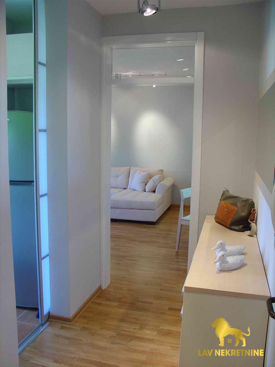 1708010851_5620b82a8430 Jednosoban stan na prodaju, Centar, Novi Sad, 43m², 139.050 €