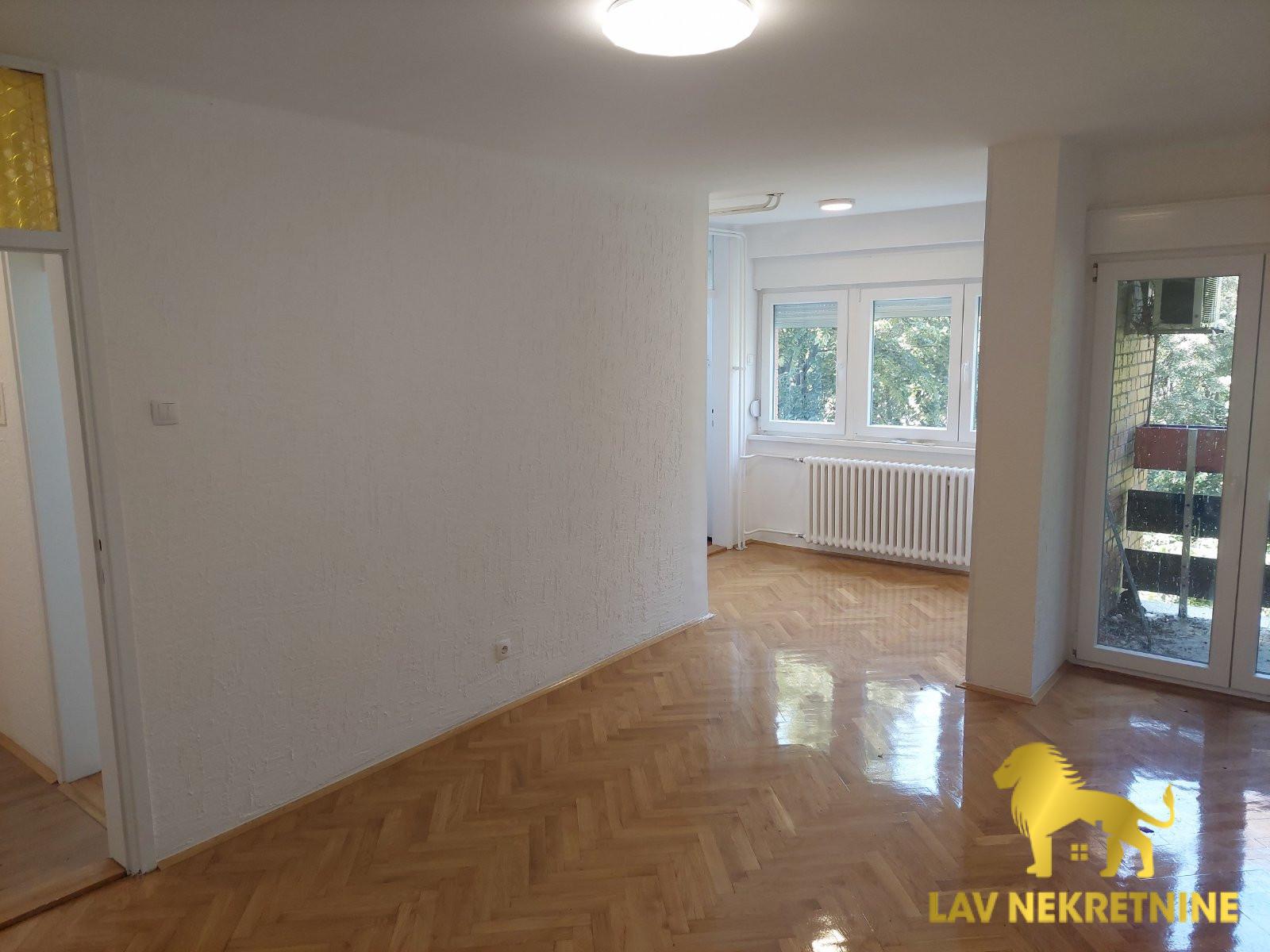 Jednosoban stan na prodaju, Železnička Stanica, Novi Sad, 33m², 108.150 €