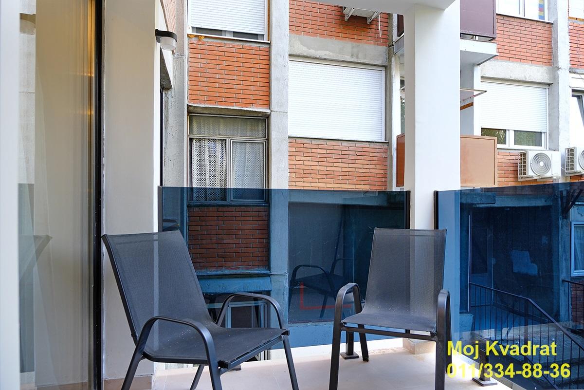 index Dvosoban stan na prodaju, Julino Brdo, Beograd, 68m², 240.000 €