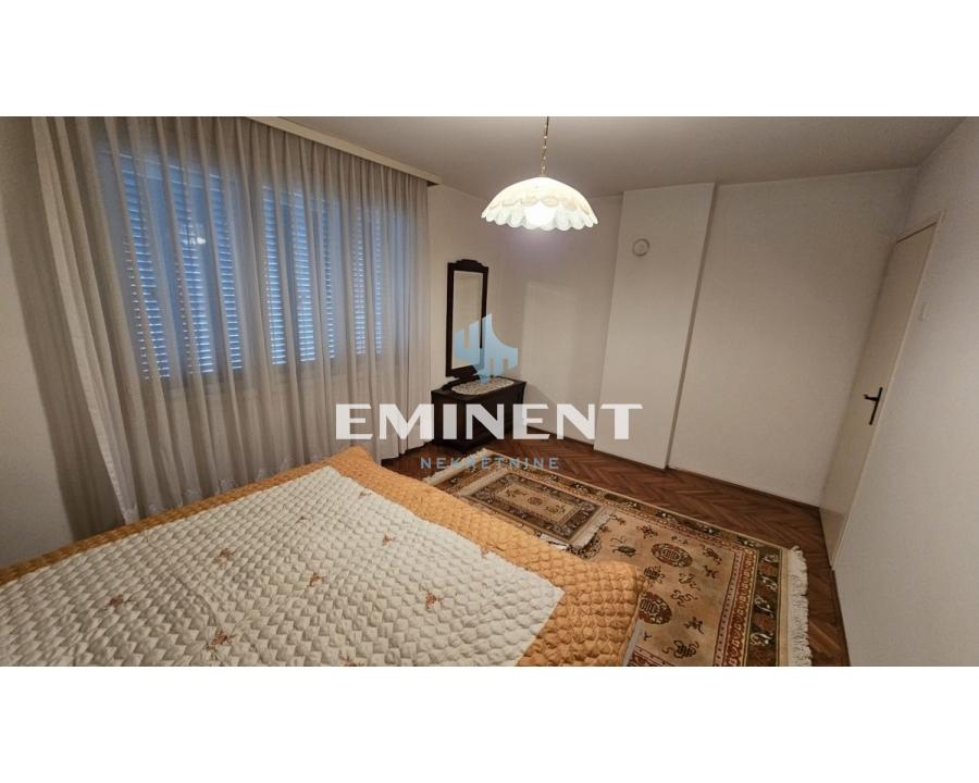 Kuća na prodaju, Kaluđerica, Beograd, 315m², 320.000 €