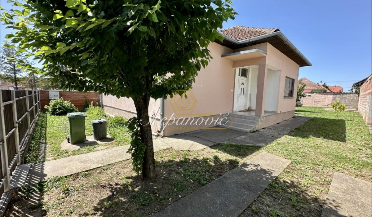 Kuća na prodaju, Blok B, Sremska Mitrovica, 135m², 170.000 €