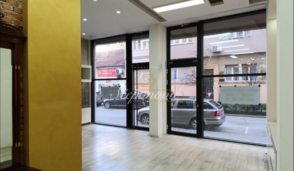 Lokal Izdavanje Novi Sad  134 m2