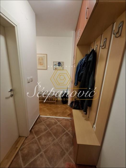 izdavanje-lokala-IdvOGrfBdX Dvosoban stan na prodaju, Nova Detelinara, Novi Sad, 50m², 145.000 €