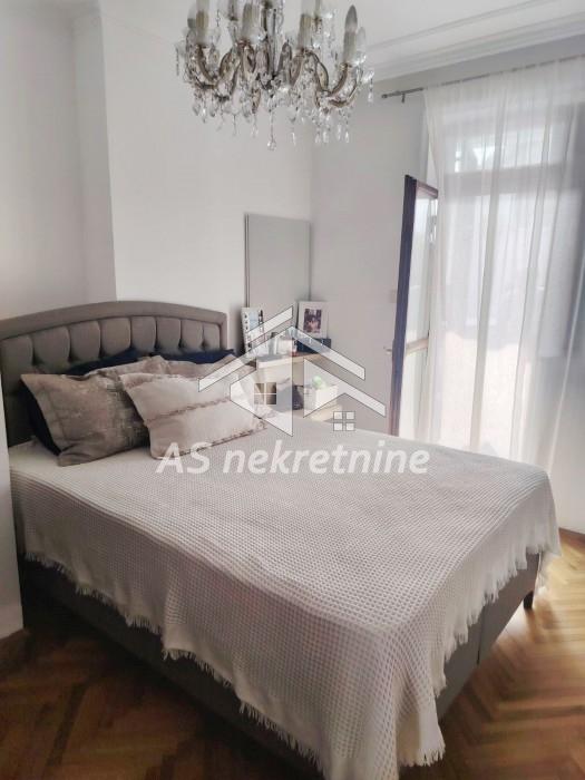izdavanje-lokala-beograd-7mxrXNfNWI Četvorosoban stan za izdavanje, Bulbulder, Beograd, 120m², 1.250 €/mes