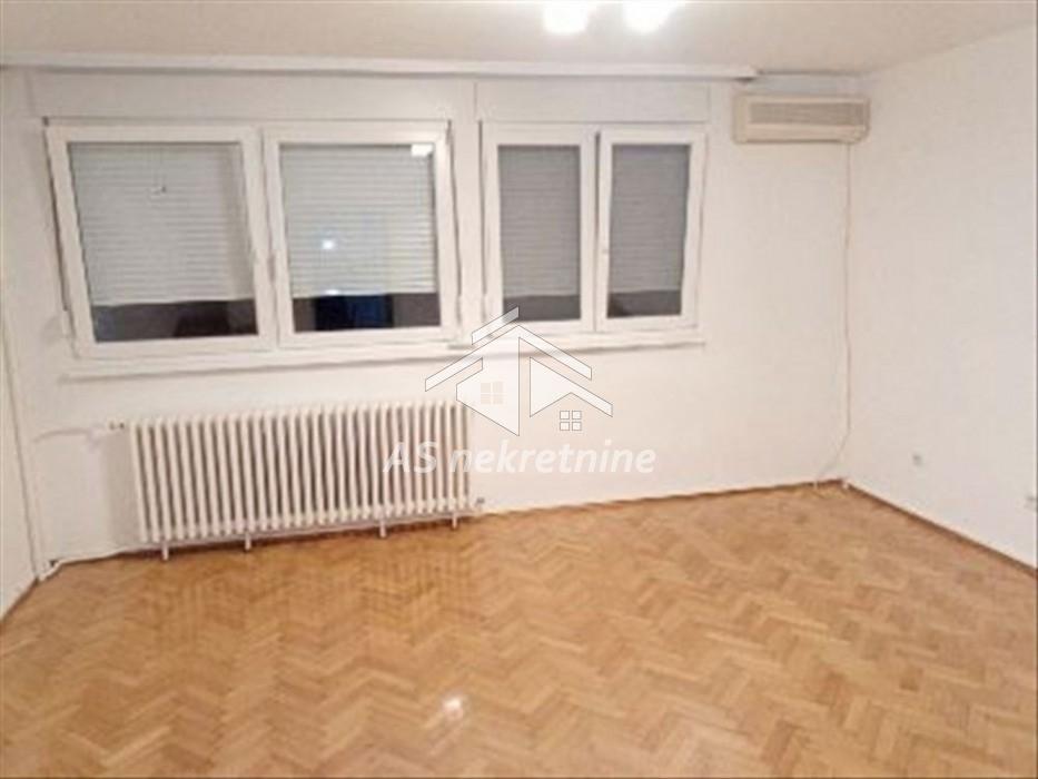 Lokal Izdavanje Beograd 27. Marta 80 m2