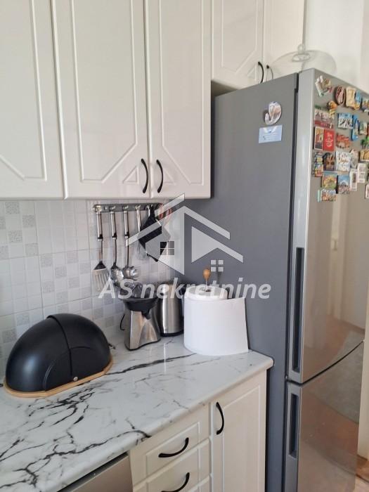 izdavanje-lokala-bqMCOhAm7Y Dvosoban stan za izdavanje, Tašmajdan, Beograd, 55m², 1.200 €/mes