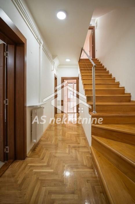 Kuća na prodaju, Mirijevo, Beograd, 252m², 360.000 €