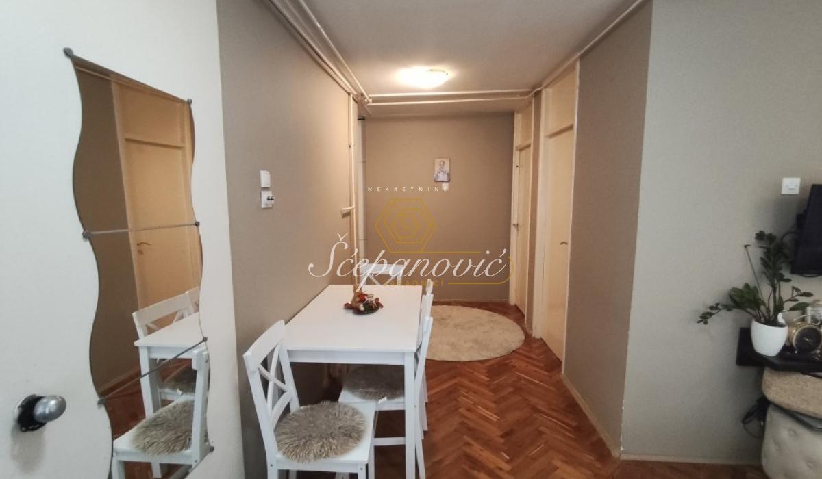 Četvorosoban stan na prodaju, Liman 3, Novi Sad, 66m², 170.000 €