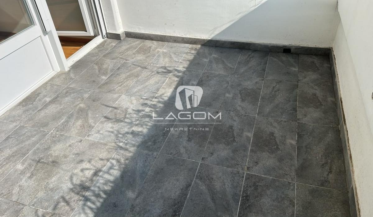 izdavanje-nekretnina-u4WAwSaqJ8 Četvorosoban stan na prodaju, Voždovačka Crkva, Beograd, 118m², 399.000 €