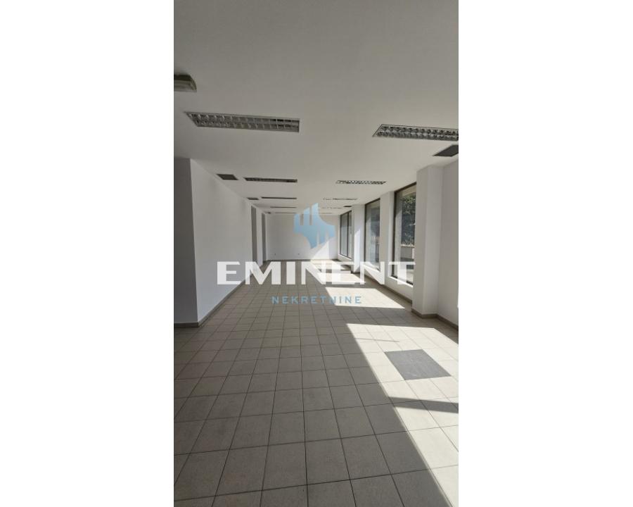 Lokal Izdavanje Beograd Lokal Izdavanje Beograd Dedinje 183 m2