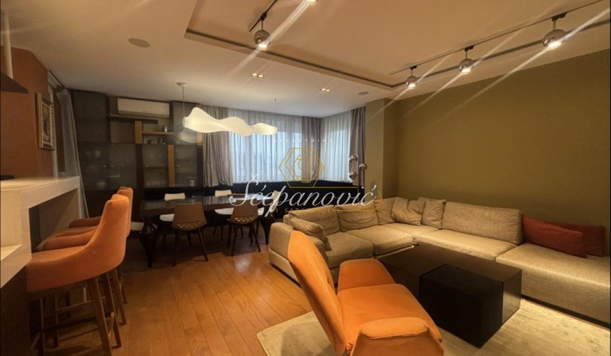 Stan Prodaja Novi Sad  113 m2