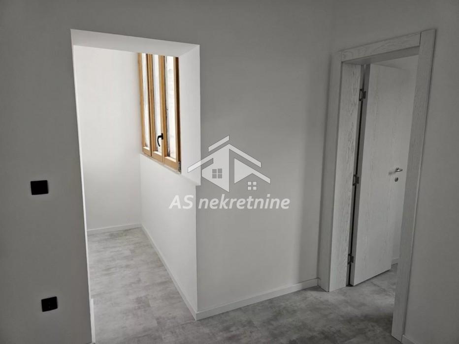 izdavanje-stanova-beograd-PjYzVe4KSF Četvorosoban stan na prodaju, Pravni Fakultet – Vračar, Beograd, 120m², 570.000 €