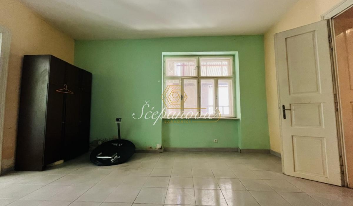 Lokal Izdavanje Temerin  202 m2