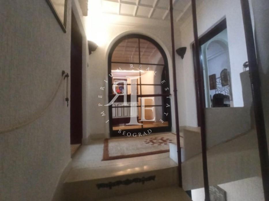 izdavanje-stanova-beograd-p50nijaUVD Kuća Prodaja Beograd Mala Moštanica 300 m2