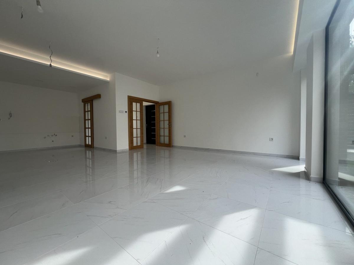 Kuća Prodaja Novi Sad Kuća Prodaja Novi Sad Popovica 181 m2