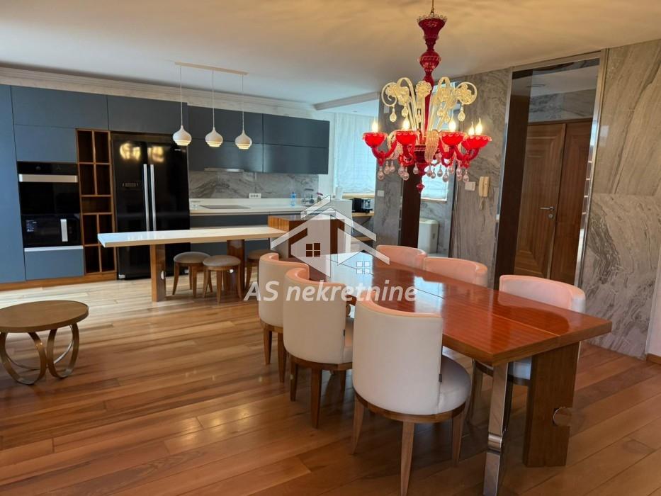 kuca-izdavanje-lGZklY4Gi7 Stan Izdavanje Beograd Slavija 250 m2