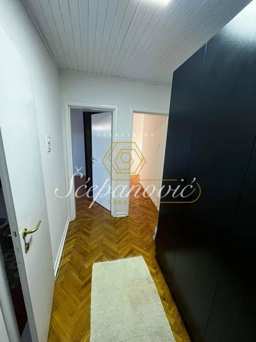 kuca-prodaja-8uTc6SWJph Trosoban stan na prodaju, Grbavica, Novi Sad, 71m², 166.000 €