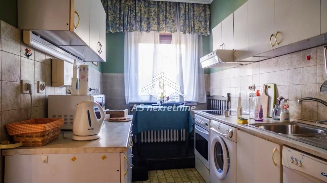 kuca-prodaja-beograd-JYyPT2Dg6Y Dvosoban stan za izdavanje, Banovo Brdo, Beograd, 100m², 1.400 €/mes