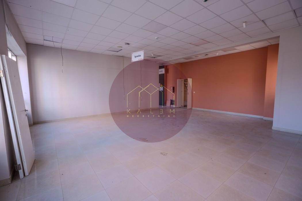 kuca-prodaja-beograd-dcscxWiip7 Lokal na prodaju, Konjarnik, Beograd, 1195m², 1.400.000 €