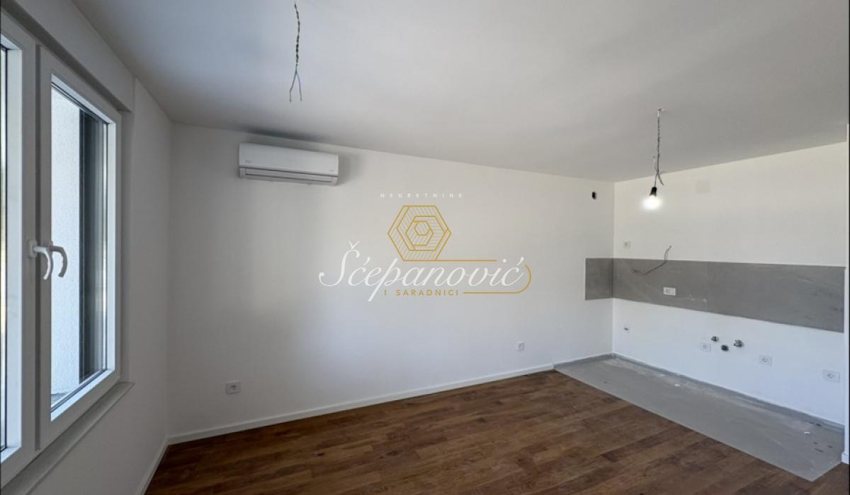Stan Prodaja Novi Sad  28 m2