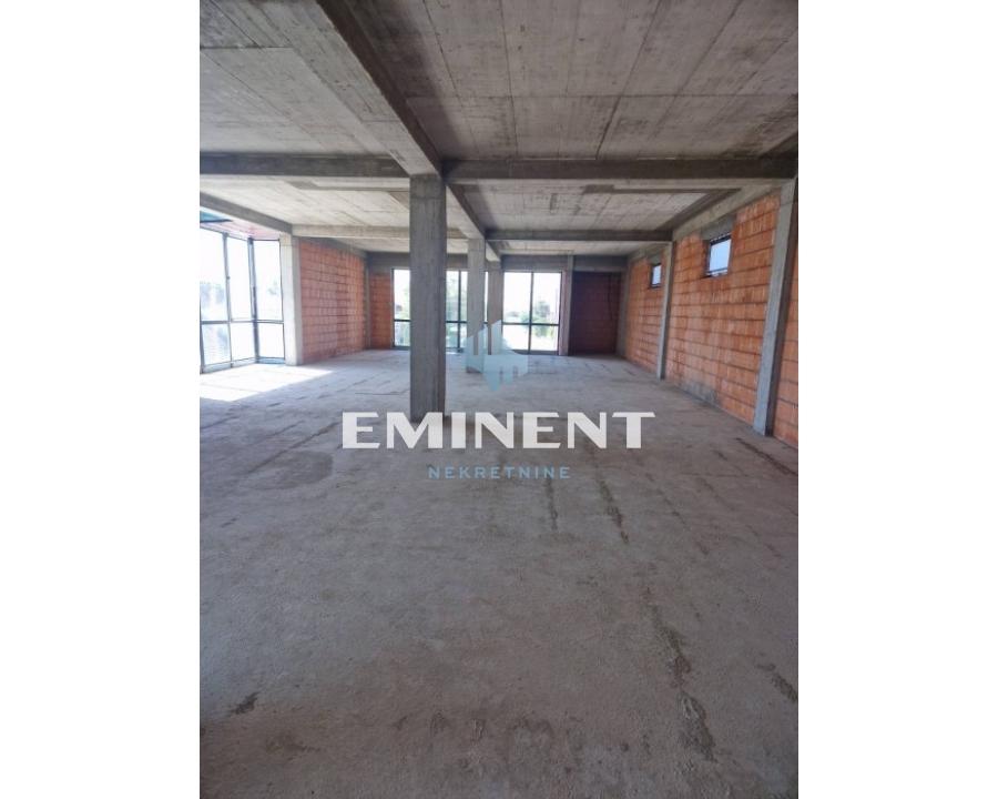Lokal Izdavanje Stara Pazova Lokal Izdavanje Stara Pazova 560 m2