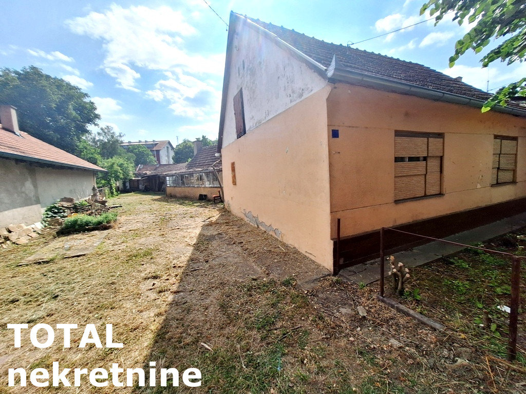 kuce-centar-3046874-bg8wq Kuća na prodaju, Vrdnik, Irig, 140m², 150.000 €