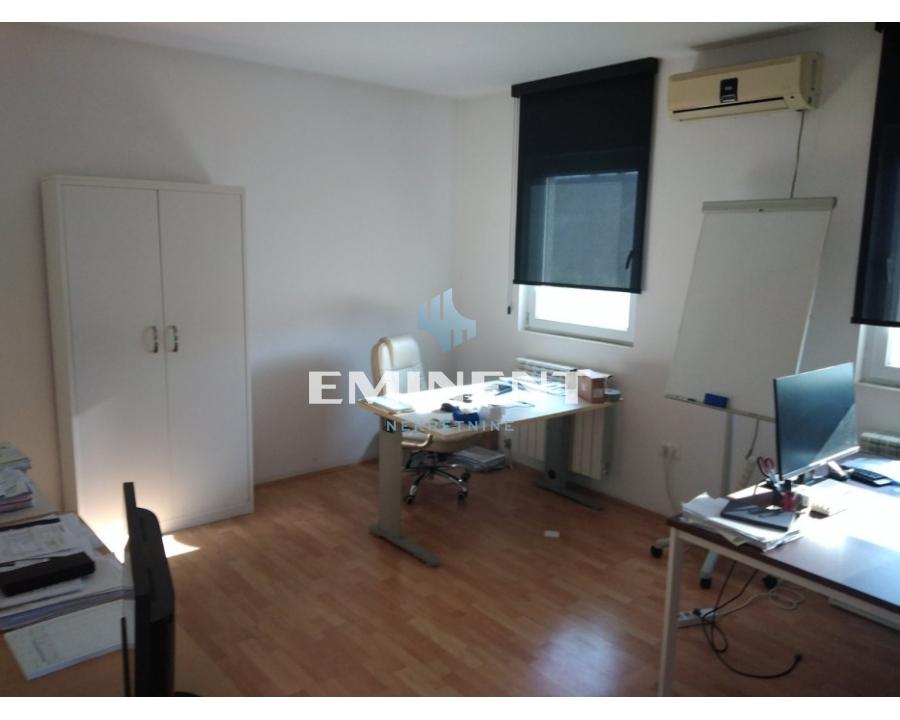 Lokal Izdavanje Beograd Altina 150 m2