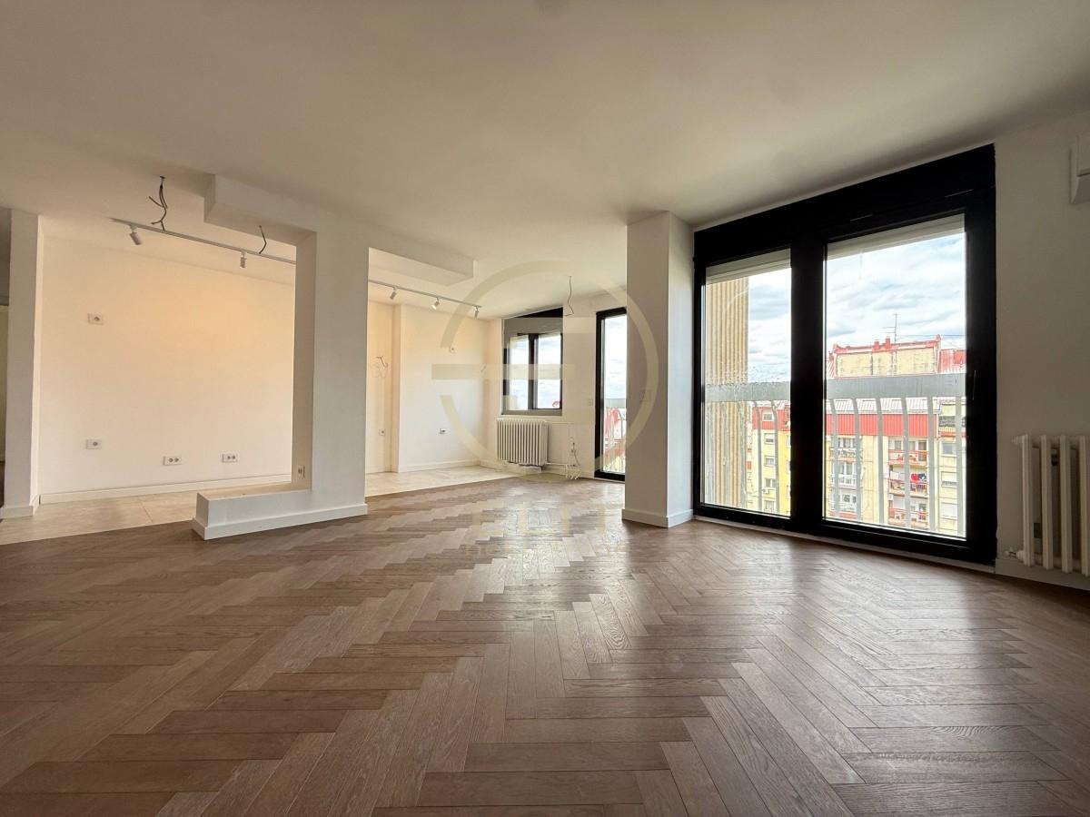 lokali-izdavanje-FcEcgqbqQg Petosoban stan na prodaju, Liman, Novi Sad, 100m², 310.000 €