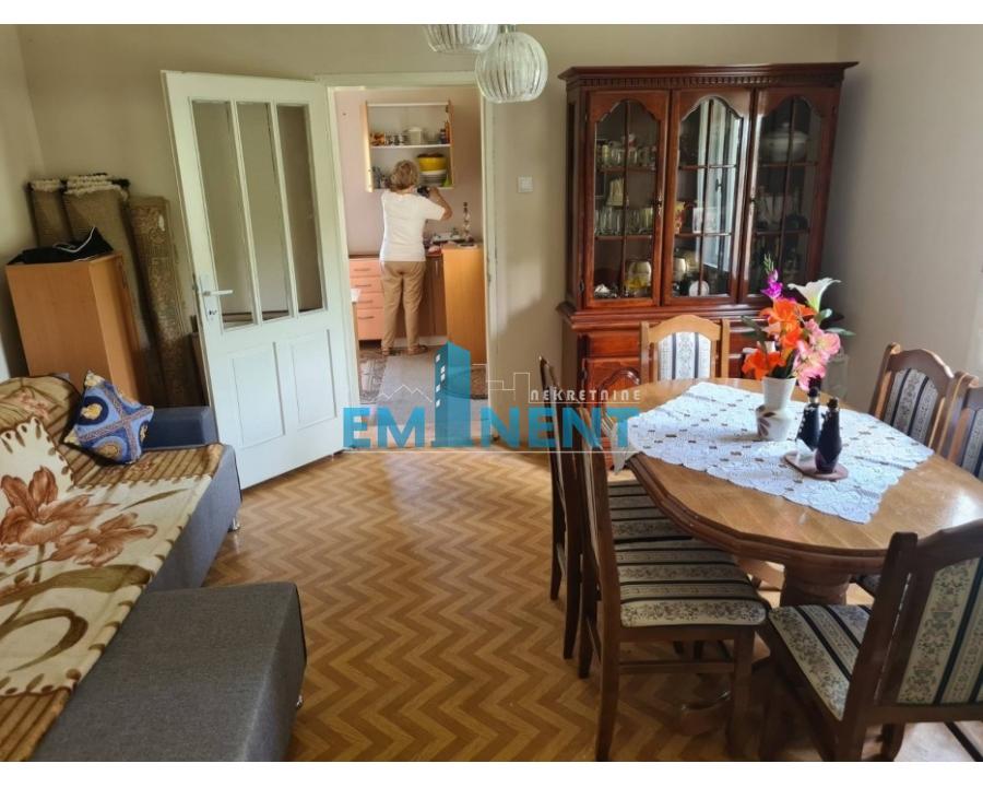 lokali-izdavanje-beograd-06xpJ9rC8h Kuća na prodaju, Slankamenački Vinogradi, Inđija, 150m², 65.000 €