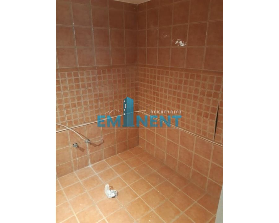 lokali-izdavanje-beograd-Rr2vMmBvxz Kuća na prodaju, Barajevo, Beograd, 849m², 603.100 €