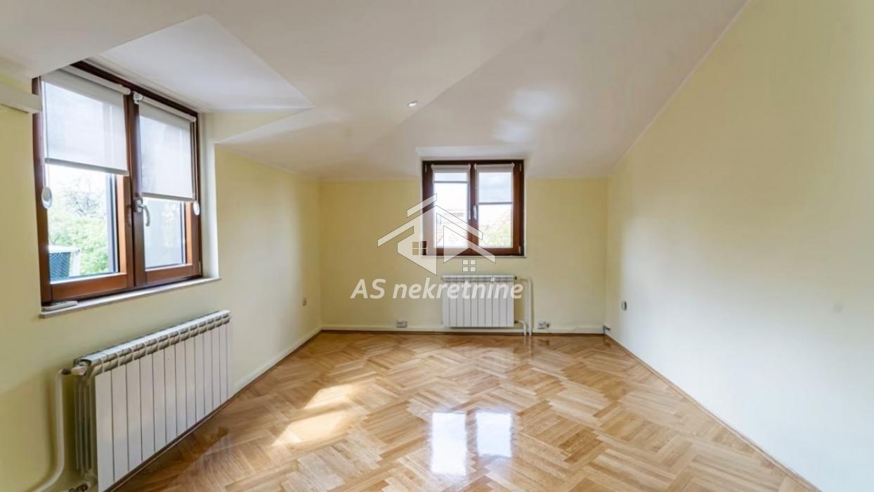 lokali-izdavanje-beograd-e7hQN8gxrs Petosoban stan za izdavanje, Dedinje, Beograd, 210m², 2.450 €/mes