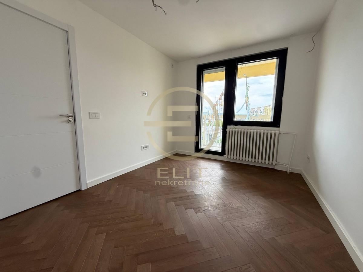 lokali-izdavanje-yqXwJrXKcD Petosoban stan na prodaju, Liman, Novi Sad, 100m², 310.000 €