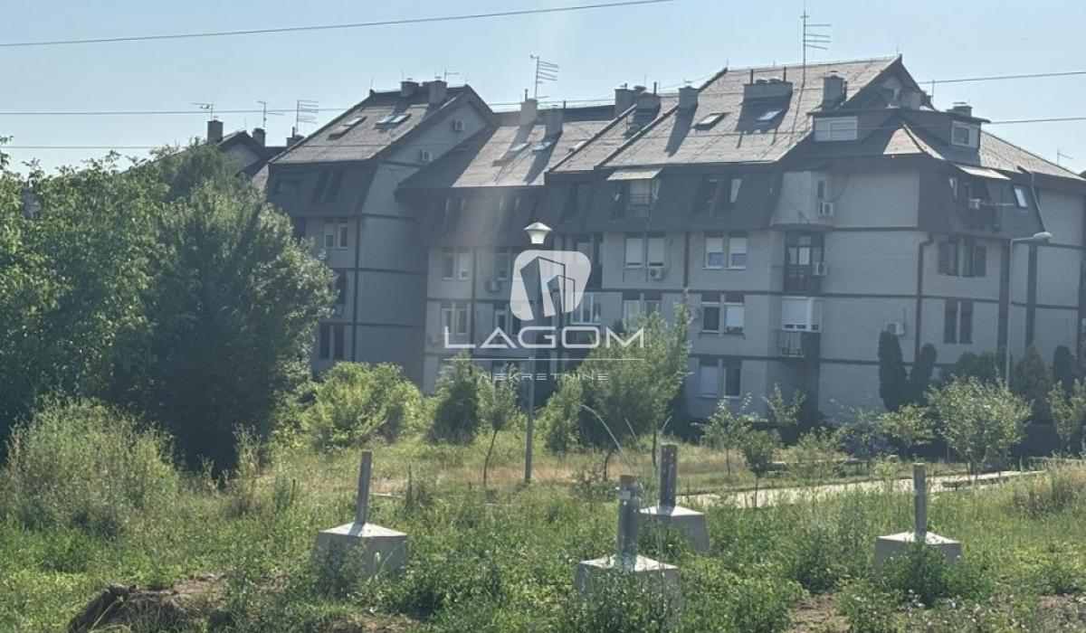 lokali-prodaja-2aSJNrKwzZ Plac Prodaja Beograd Resnik 1994 m2