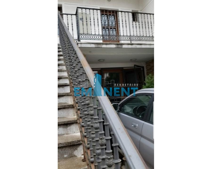 Kuća Izdavanje Beograd Kuća Izdavanje Beograd Dedinje 220 m2