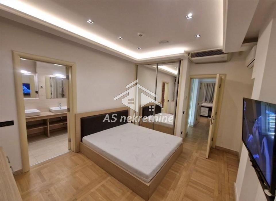 lokali-prodaja-beograd-qD3D9XzZWJ Četvorosoban stan za izdavanje, Dedinje, Beograd, 148m², 1. sprat, 2.400 €/mes
