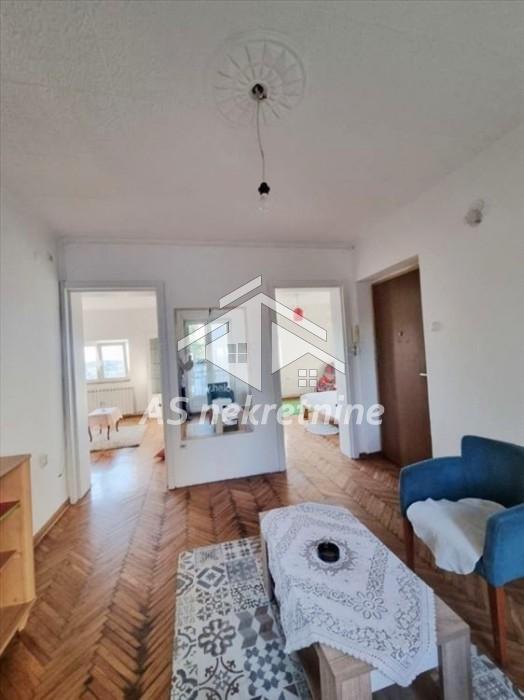 lokali-prodaja-beograd-ymGpP1gkwZ Trosoban stan na prodaju, Hala Pionir, Beograd, 70m², 250.000 €