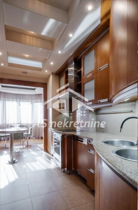 Stan Prodaja Beograd Stan Prodaja Beograd Banovo Brdo 150 m2