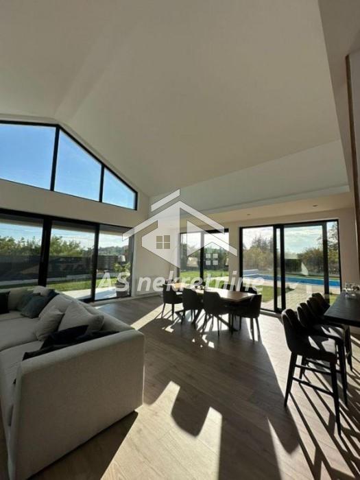 Kuća Prodaja Beograd Kuća Prodaja Beograd Vrčin 230 m2