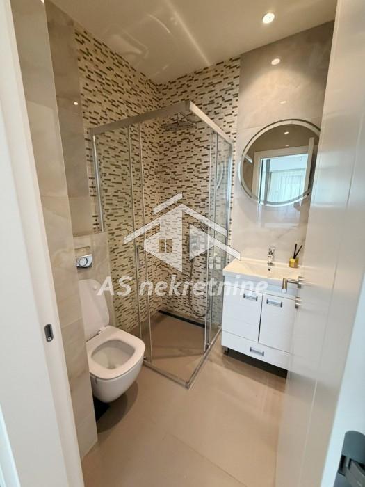 Trosoban stan za izdavanje, Crveni Krst, Beograd, 125m², 2.000 €/mes