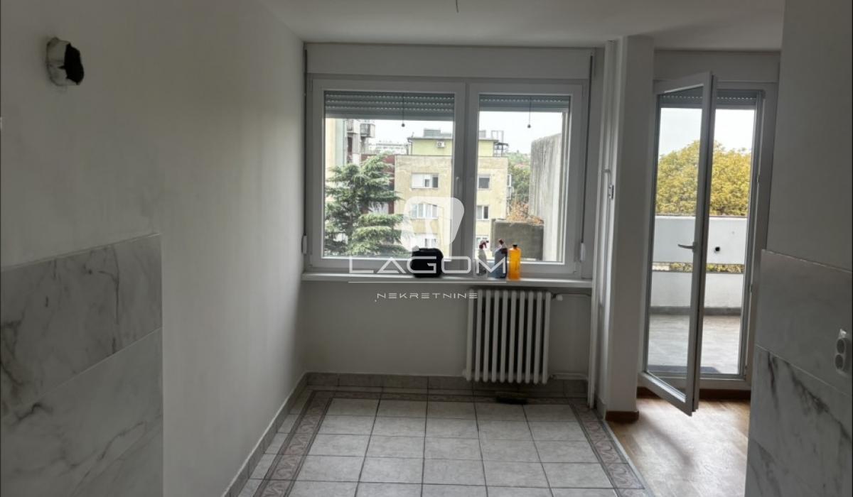 nekretnine-izdavanje-c4k5Sv7Kfq Četvorosoban stan na prodaju, Voždovačka Crkva, Beograd, 118m², 399.000 €