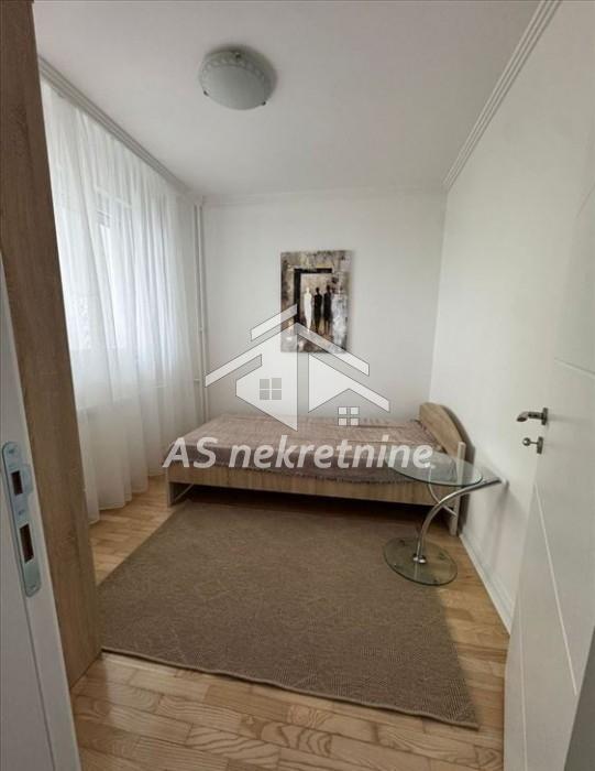 Trosoban stan za izdavanje, Dedinje, Beograd, 120m², 1.400 €/mes
