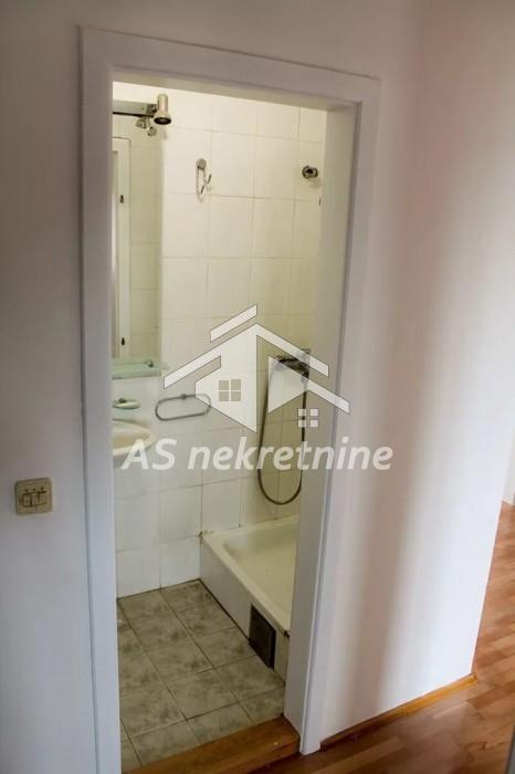 Trosoban stan za izdavanje, Voždovačka Crkva, Beograd, 81m², 750 €/mes