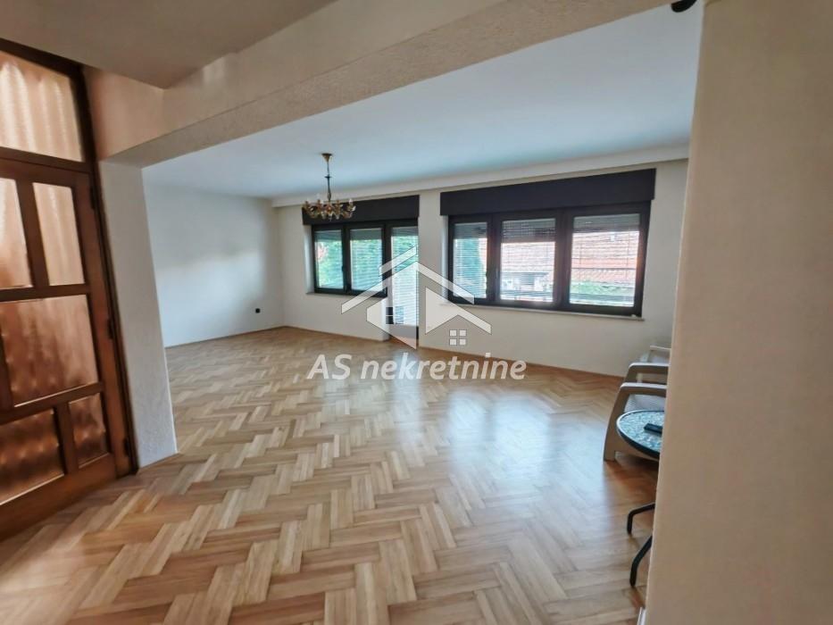 Kuća Izdavanje Beograd Kuća Izdavanje Beograd Bioskop Voždovac 360 m2