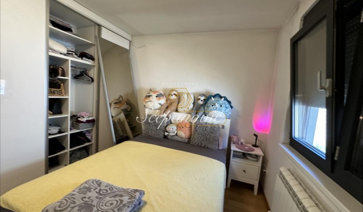 Kuća na prodaju, Blok B, Sremska Mitrovica, 135m², 170.000 €