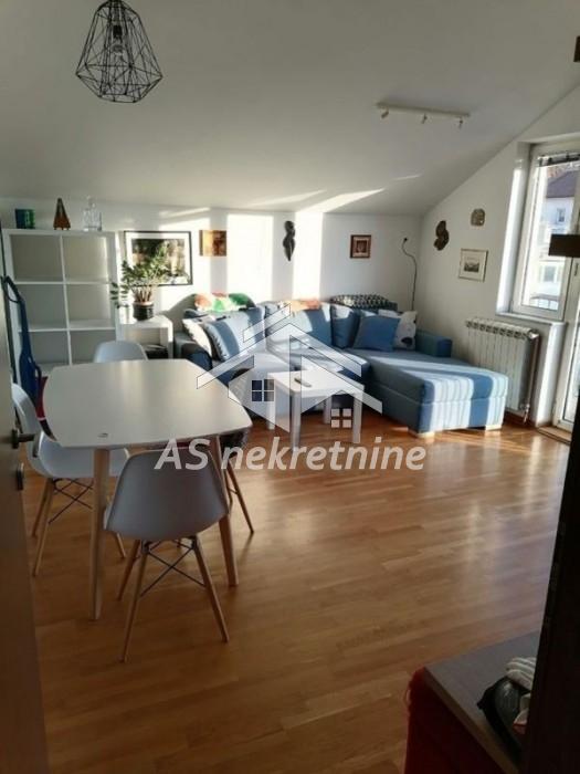 Stan Izdavanje Beograd Stan Izdavanje Beograd Kalenić Pijaca 50 m2
