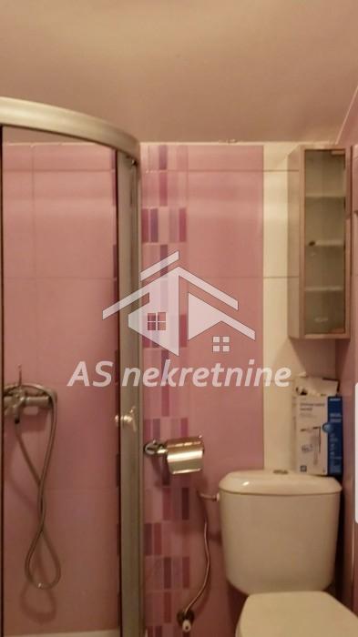 Kuća za izdavanje, Dedinje, Beograd, 220m², 2.000 €/mes