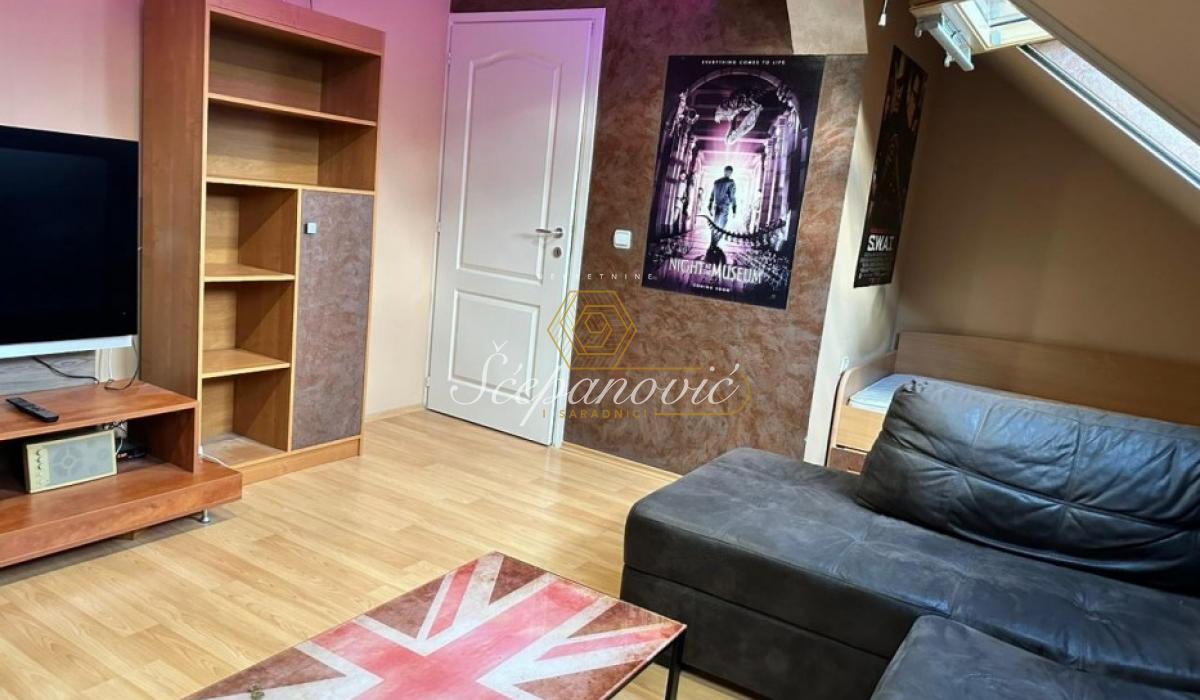 prodaja-kuca-Gns73Wlj9L Petosoban stan na prodaju, Temerin – Centar, Temerin, 193m², 170.000 €